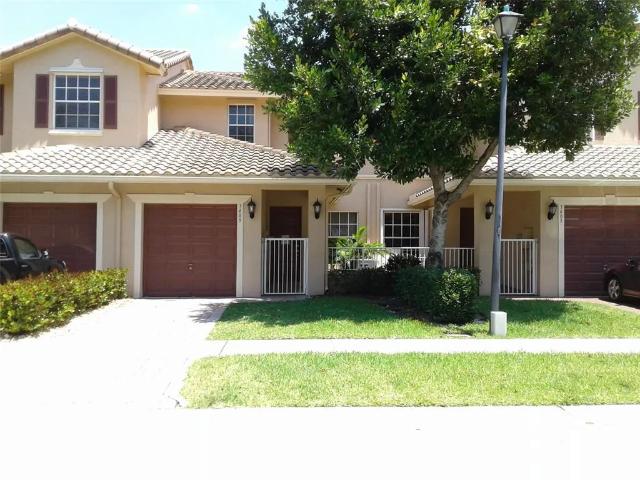 Condo for rent in Davie