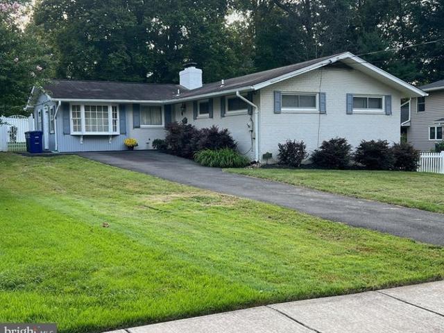 House for sale in Country Club Hills, Fairfax