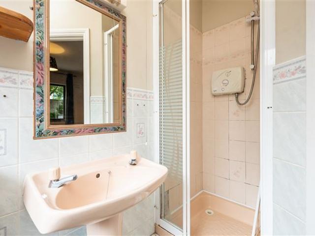 Bungalow for sale