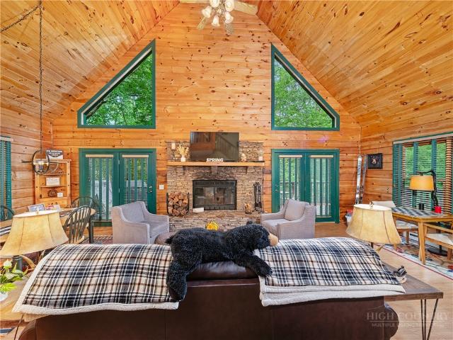 House for sale in Avery, North Carolina