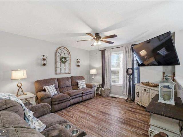 House for sale in Gordon, Georgia