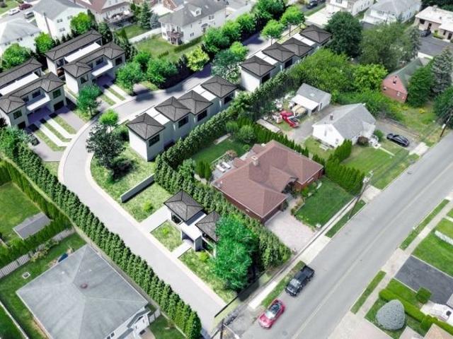 House for sale in Elmwood Park, New Jersey