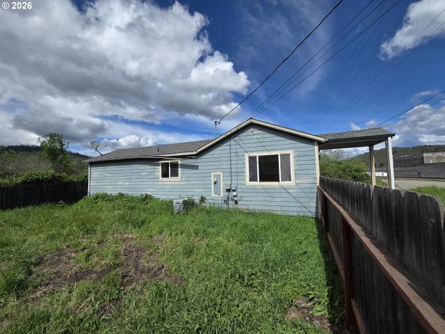 House for sale in Oregonia