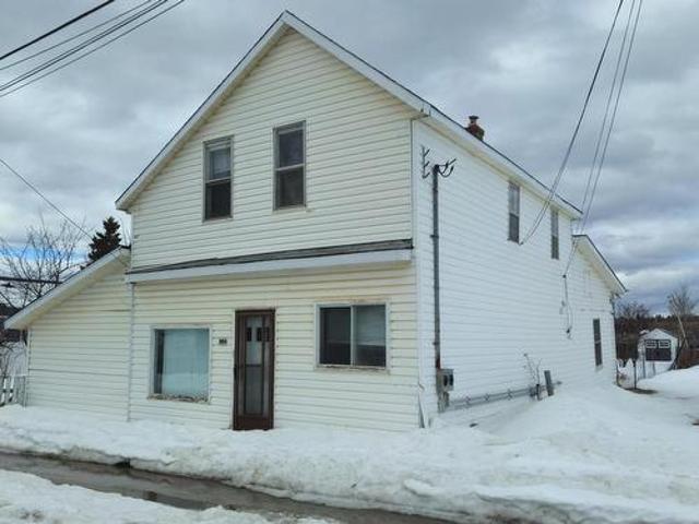 House for sale in Thunder Bay, Ontario