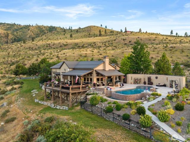 House for sale in Chelan, Chelan County
