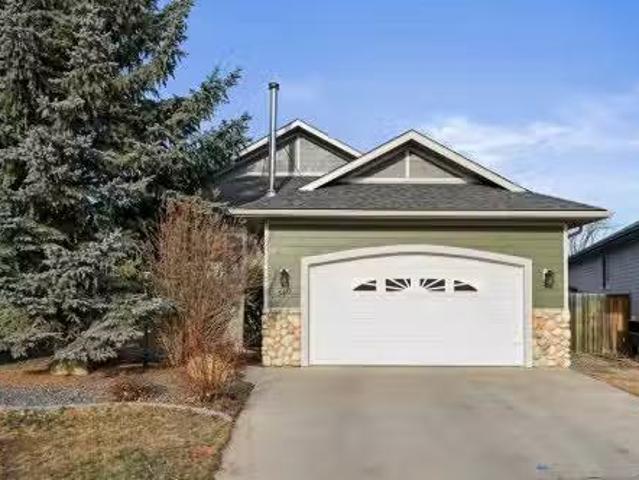 House for sale in Strathmore, Alberta