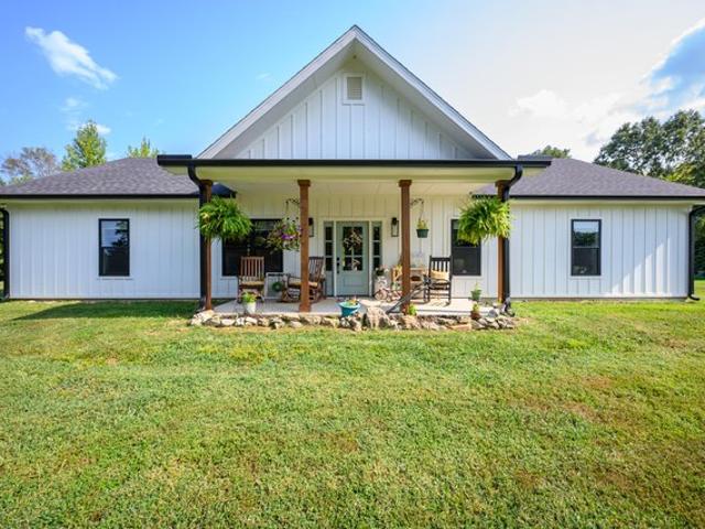 House for sale in Batesville, Independence County