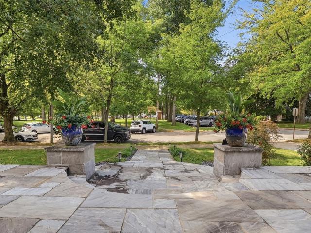 House for sale in Downtown, Beaver