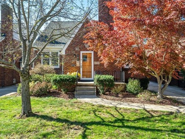 House for sale in Ellwood Park, Buffalo