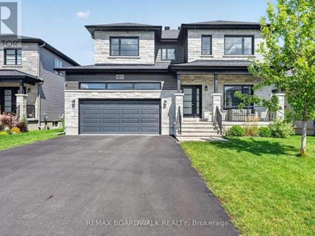 House for sale in Russell, Ontario