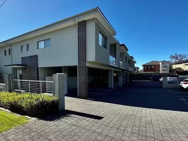 Apartment for rent in Innaloo, Western Australia