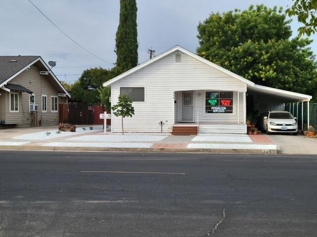 House for sale in Tulare, California