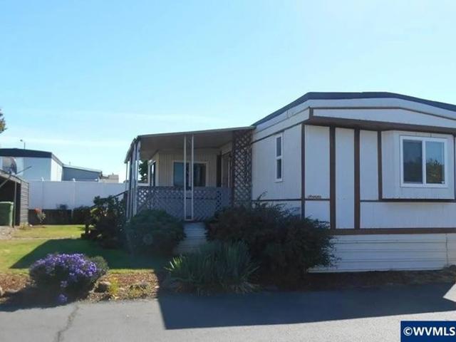 House for sale in Oregonia