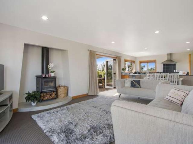 House for sale in Whakamarama, Bay Of Plenty