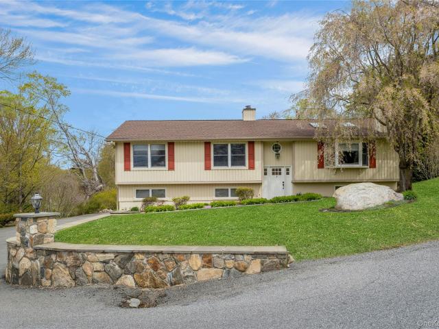 House for sale in Cortlandt Manor, New York