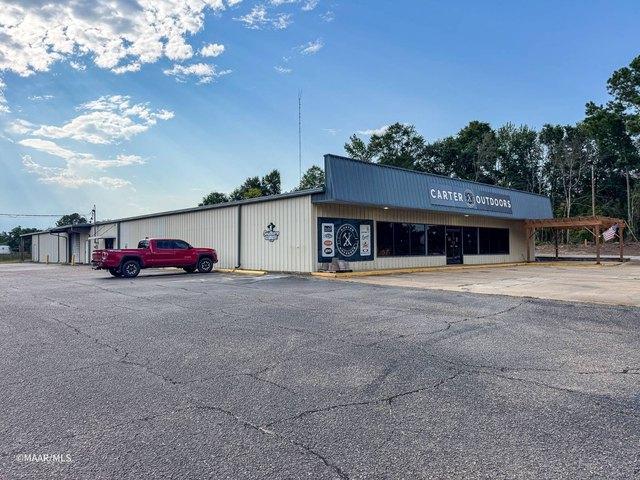 House for sale in Grove Hill, Alabama