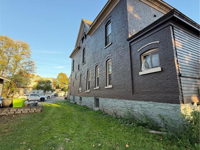 House for sale in Oneida, New York
