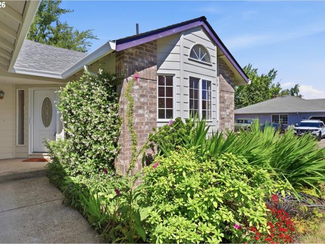 House for sale in Oregonia