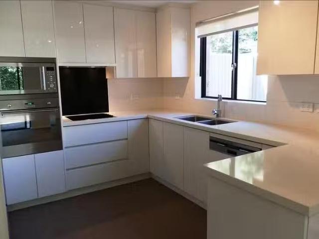 House for rent in Shenton Park
