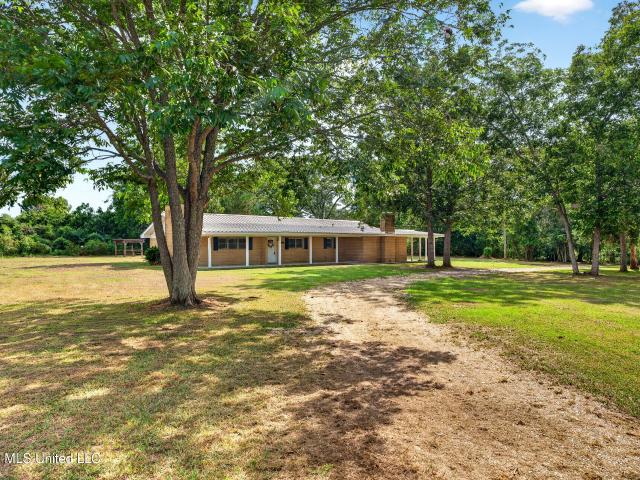 House for sale in Carriere, Mississippi