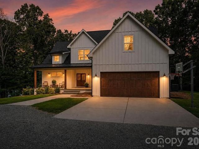 House for sale in Mount Holly, North Carolina