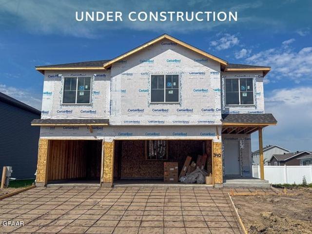 House for sale in Grand Forks, North Dakota