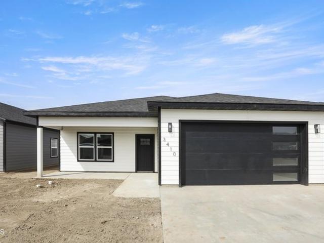 House for sale in Williston, North Dakota