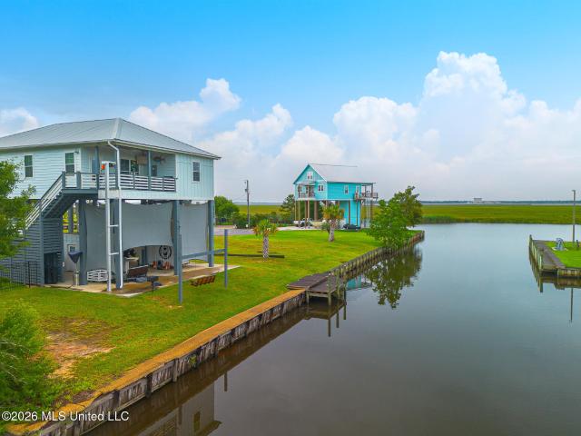 House for sale in Diamondhead, Mississippi