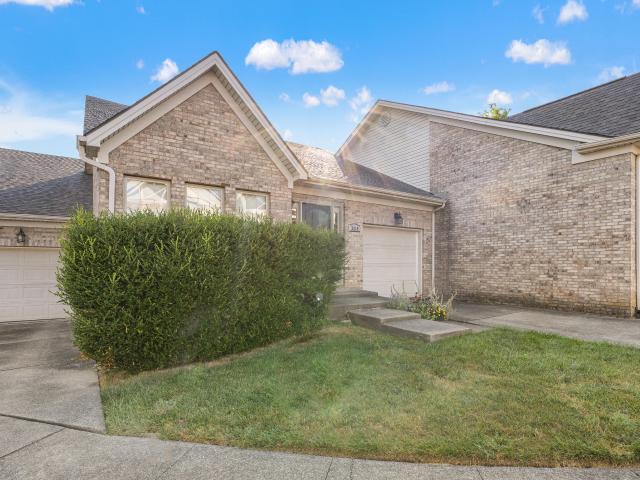 Townhouse for sale in Lexington