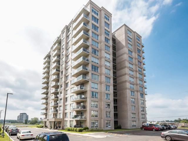Apartment for rent in Chomedey, Laval (région administrative)