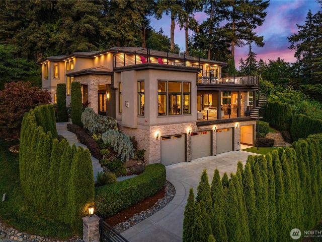House for sale in Mercer Island, Washington
