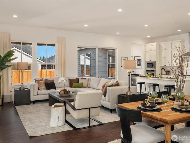 House for sale in Black Diamond, Washington