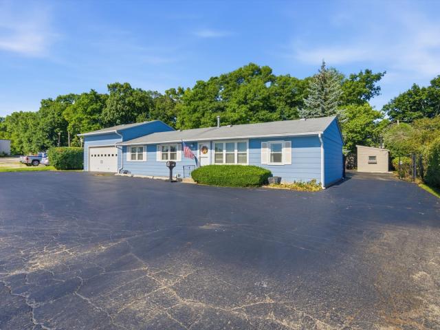 Commercial for sale in Grayslake, Illinois