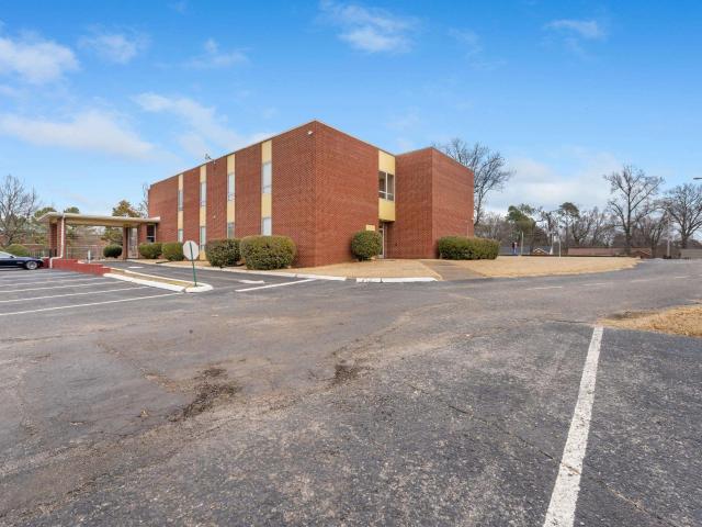 Commercial for sale in Tennessee