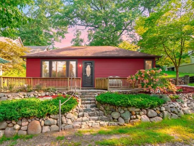 House for sale in Paw Paw, Van Buren County