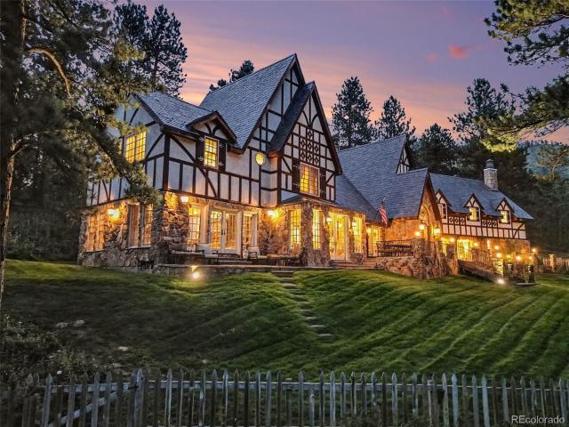 House for sale in Rosedale, Evergreen