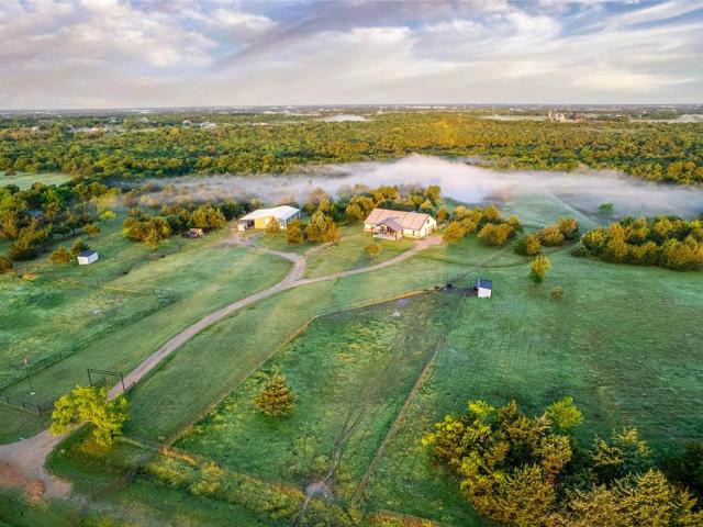 House for sale in Hunt, Texas