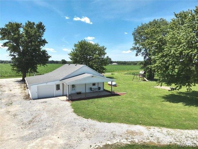House for sale in Palmyra, Missouri