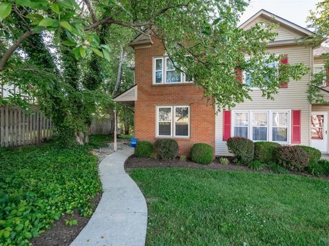 Townhouse for sale in Baralto, Lexington