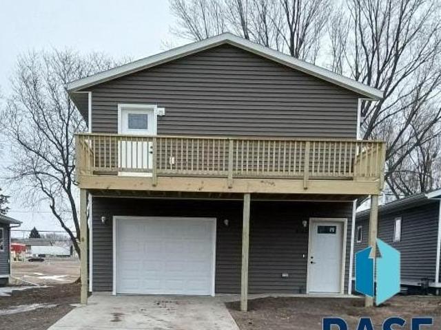 House for sale in Froelich Addition, Sioux Falls