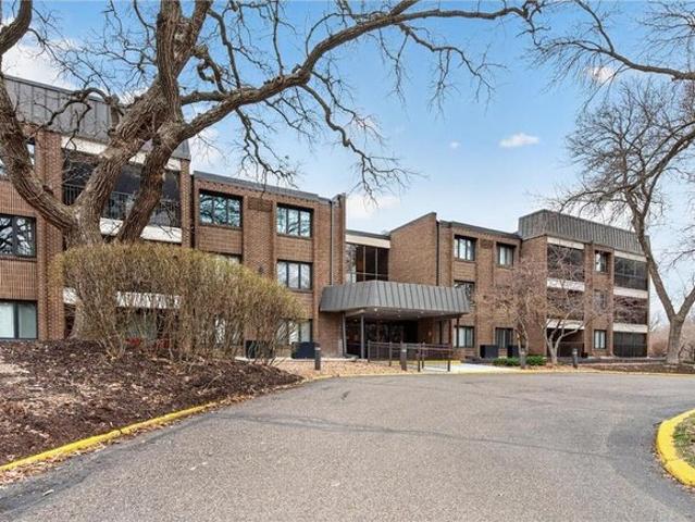 Condo for sale in Hennepin, Minnesota
