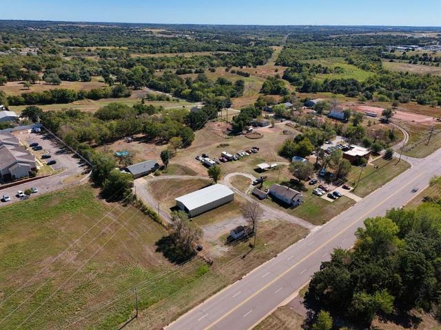 House for sale in Guthrie, Logan County