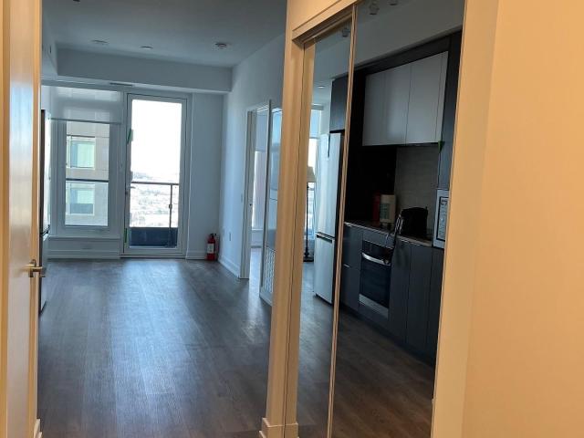 Condo for rent in Toronto, Golden Horseshoe