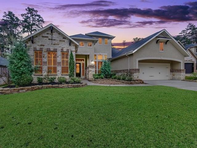 House for sale in Pinehurst, Texas