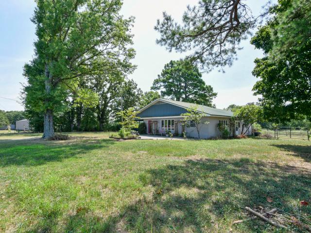 House for sale in Barry, Missouri