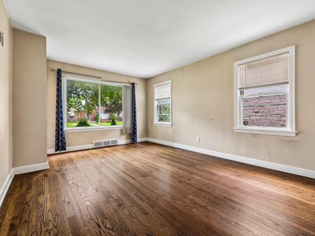 House for sale in Milwaukee, Wisconsin