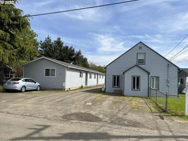 House for sale in Oregonia