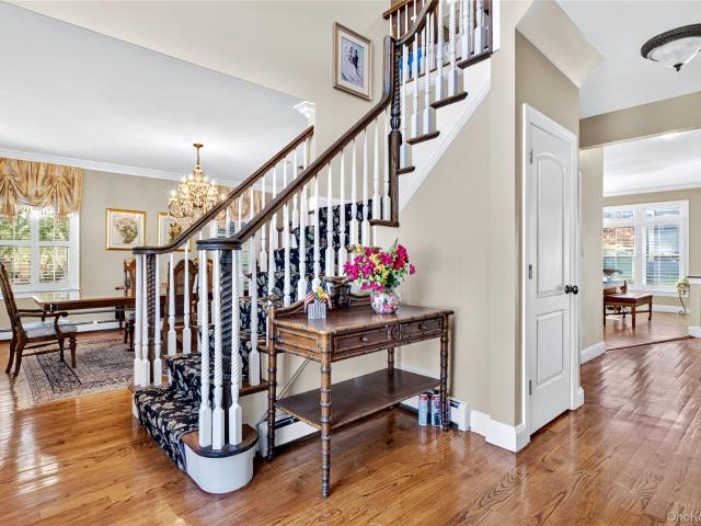 House for sale in Wantagh, Nassau County