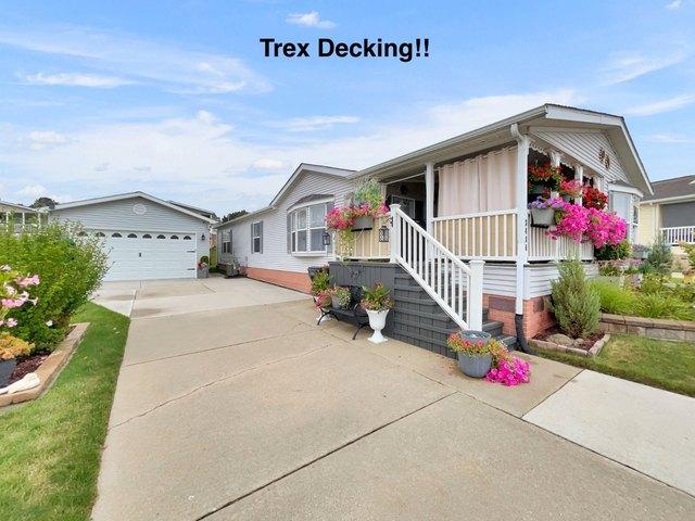 House for sale in New Hudson, Michigan