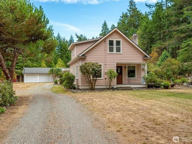 House for sale in Oak Harbor, Washington